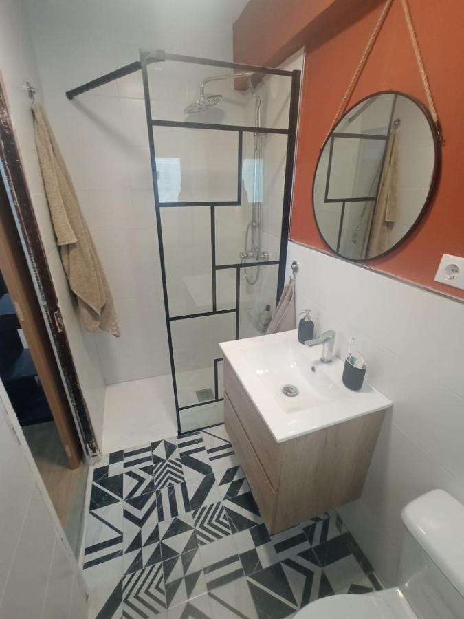 Cadiz : Superbe Appartement en plein centre Buitenkant foto