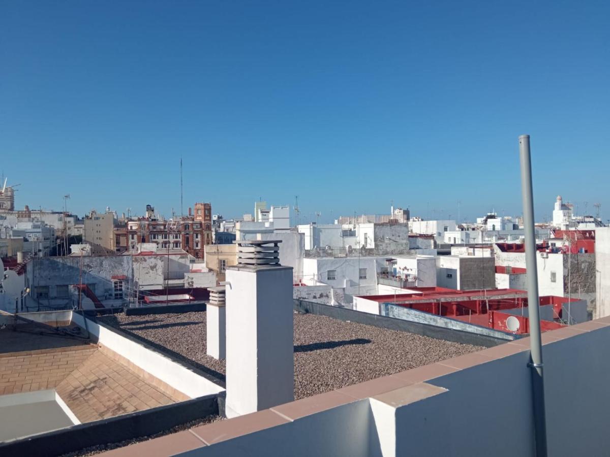 Cadiz : Superbe Appartement en plein centre Buitenkant foto